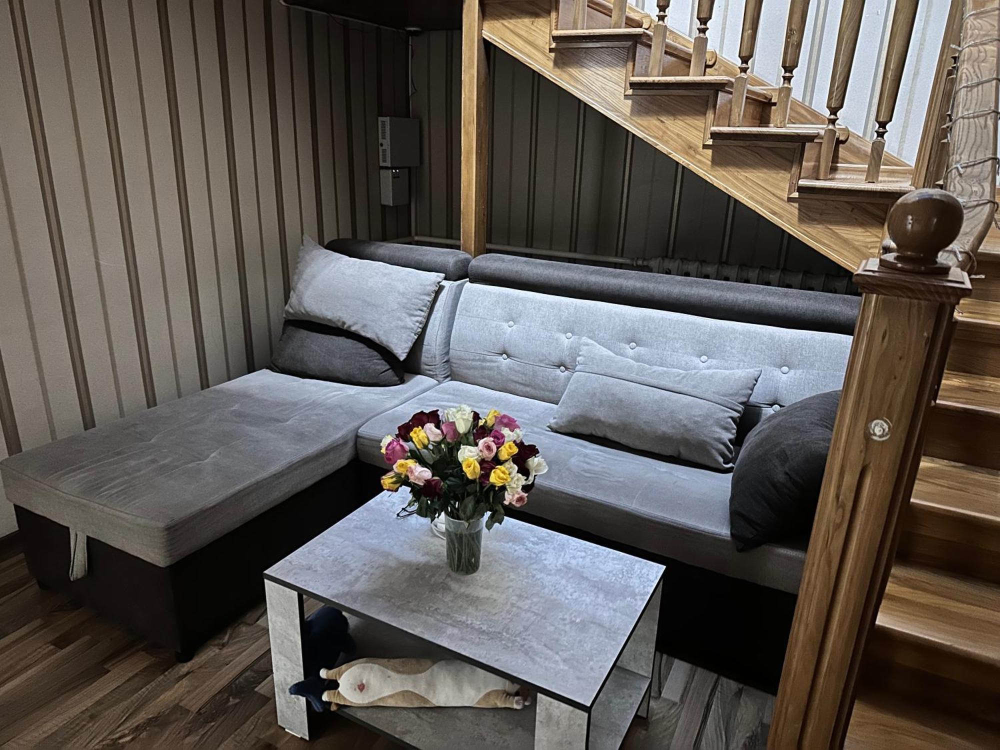 Hostel 4U Бишкек Екстериор снимка